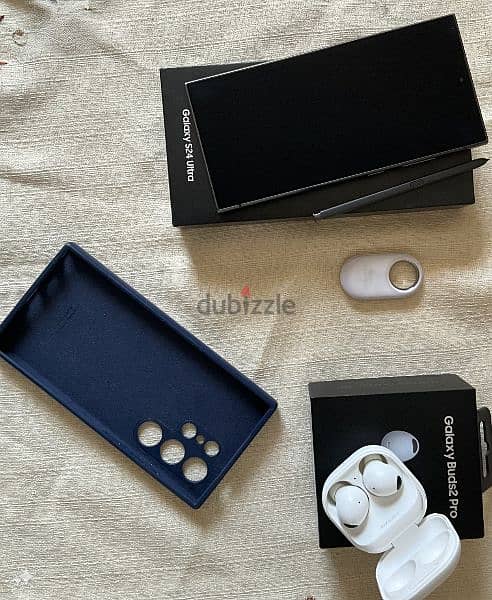 Samsung  S24 ultra & case ,Buds pro 2 , Smart tag 0