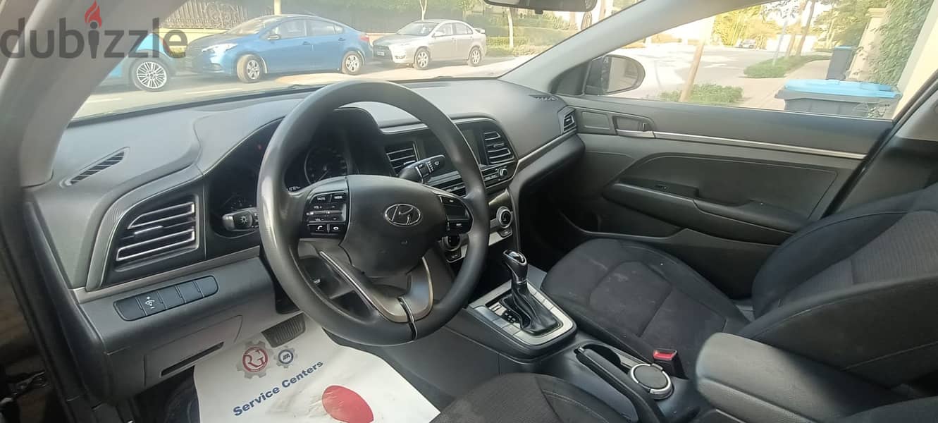 Hyundai Elantra 2019 6