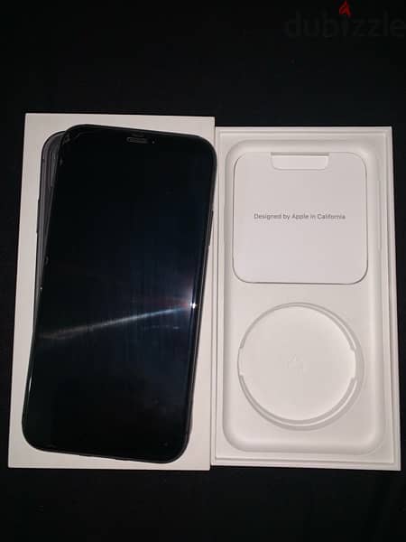 iPhone 11 black 1