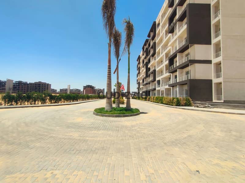 Act now! Get a 198 sqm semi-finished apartment with a 5% discount in the top New Capital projects. Installments over 8 years 5