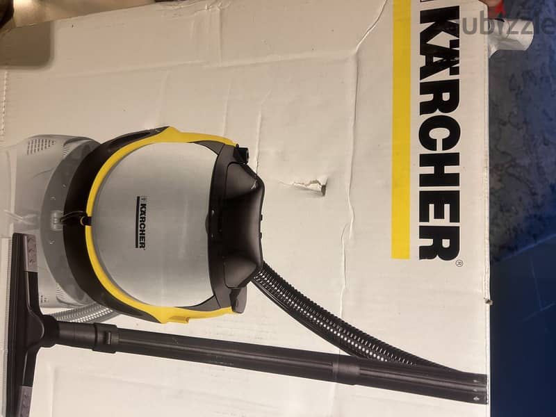 Vacuum cleaner Karcher SV7 used once still in box brought from Dubai 3