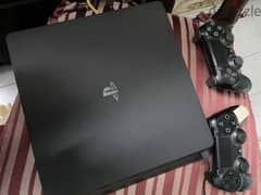 Playstation 4 slim 500gb like new