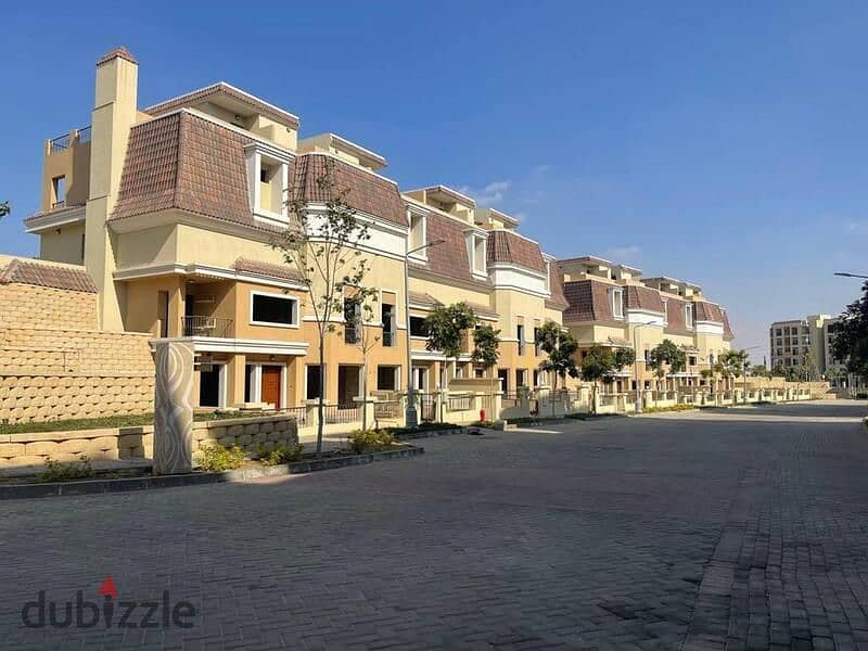 Villa for the price of an apartment in New Cairo, a full-service compound, directly on the Suez Road, next to with Madinaty 6