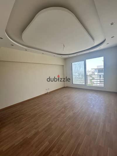 شقه 208 متر للبيع بسعر مميز فى هايد بارك  القاهرة الجديده تشطيب كامل بالتكيفات  Hyde Park New Cairo Compound