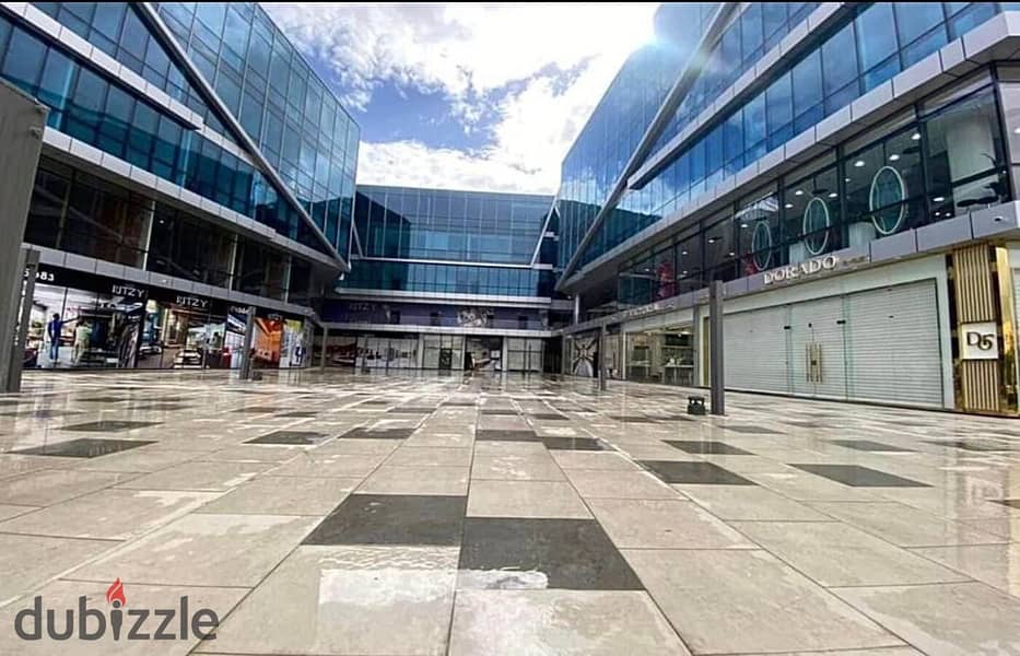 عيادة 70 متر متشطبة  ألترا سوبر لوكس  أمام كمبوند جرينز بمول ريتزي الشيخ زايد - Ritzy Mall Zayed 6