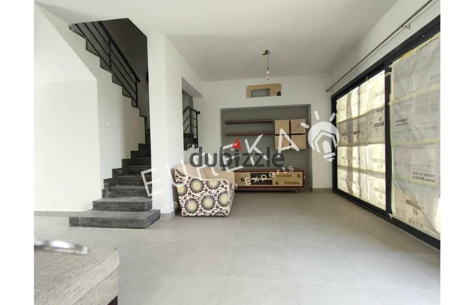 Town House 245 m finished for sale in  Al Shorouk 4