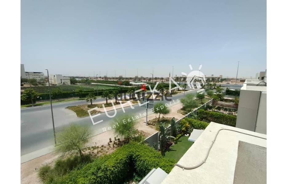 Town House 245 m finished for sale in  Al Shorouk 14