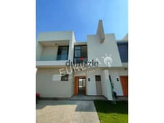 Twin House Fully Finish 372m for rent in Al Burouj 0