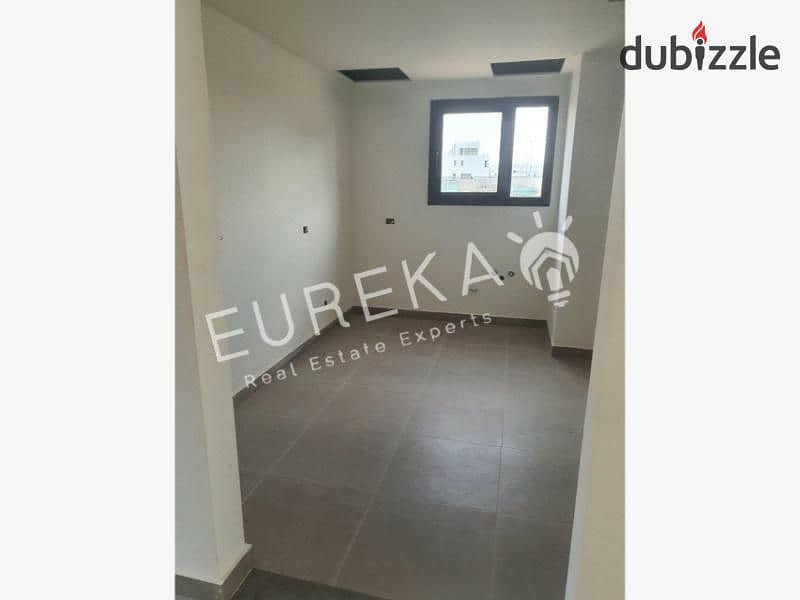 Twin House Fully Finish 372m for rent in Al Burouj 6