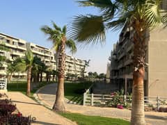 Apartment  for sale in Capital Gardens By Palm Hills in Future City كابيتال جاردنز بمدينة المستقبل   Very prime location