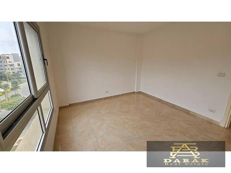 **Prime Apartment for Sale in Madinaty, 107 sqm, Garden View, B8, Facing Services** 5