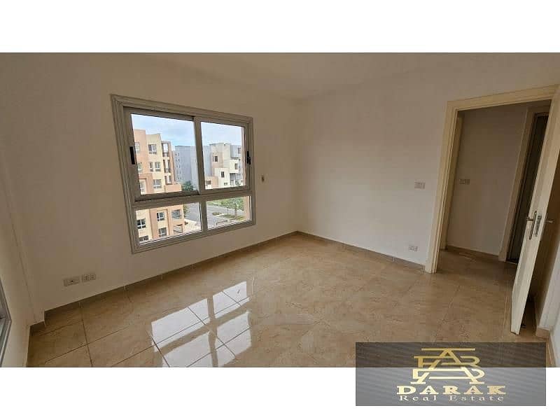 **Prime Apartment for Sale in Madinaty, 107 sqm, Garden View, B8, Facing Services** 6