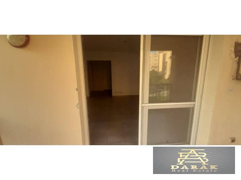 A prime apartment for rent in Madinaty, 211 sqm, garden view, B1, directly in front of the club. 10