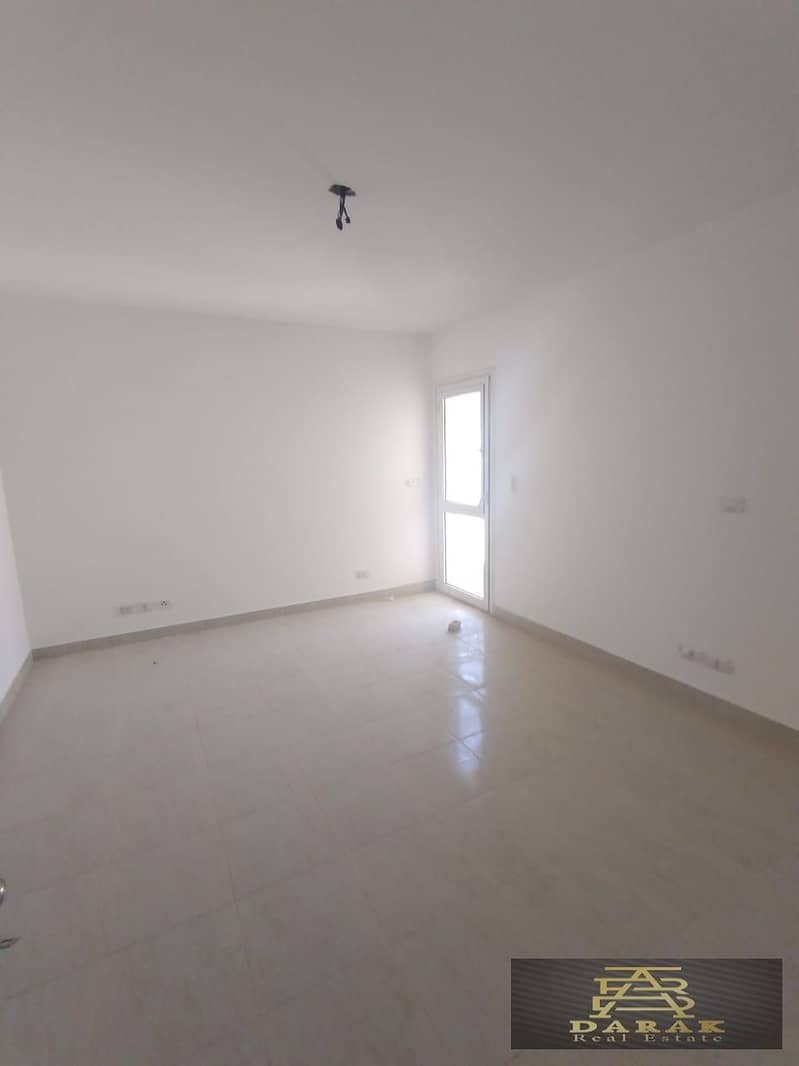 For Sale: 4-Bedroom Apartment in a Prime Location at a Great Price - Madinaty 11