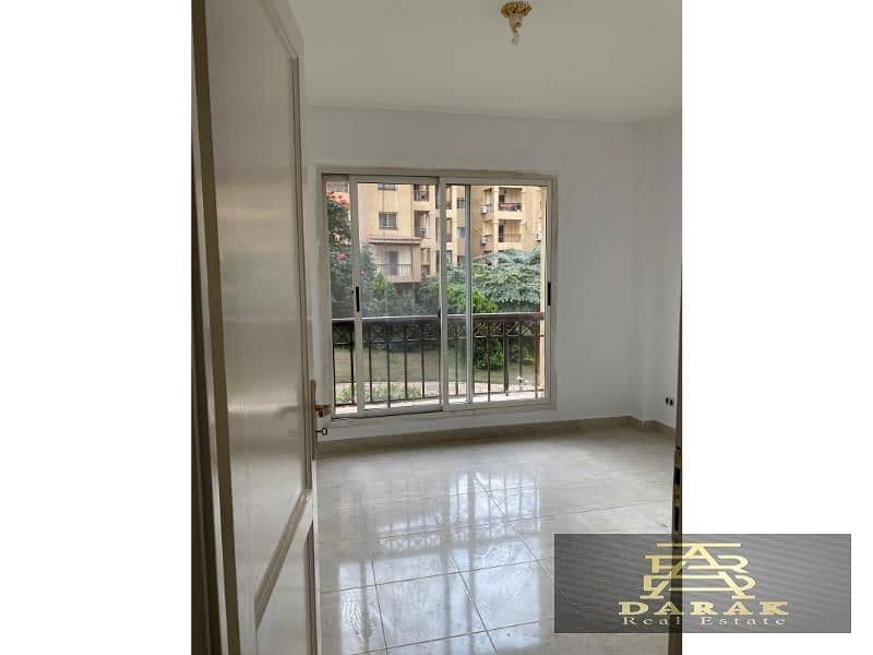 Apartment for sale in Madinaty, 135 sqm, garden view, B1, near all services and next to Arabesque Mall. 2