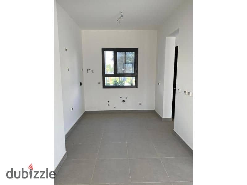 Town House Middle 245 m for rent in  ( Al Burouj ) 4