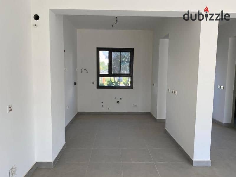 Town House Middle 245 m for rent in  ( Al Burouj ) 21