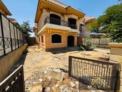 Villa for Sale in Madinaty: Townhouse, Classic, Highly Demanded, 3 Bedrooms, Fully Paid, Best Price 0