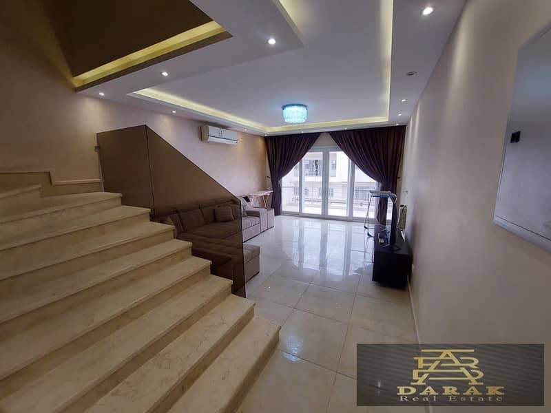 Villa for sale in Madinaty: Special finishes, 3 bedrooms, twin house, fully equipped with kitchen and air conditioning 7