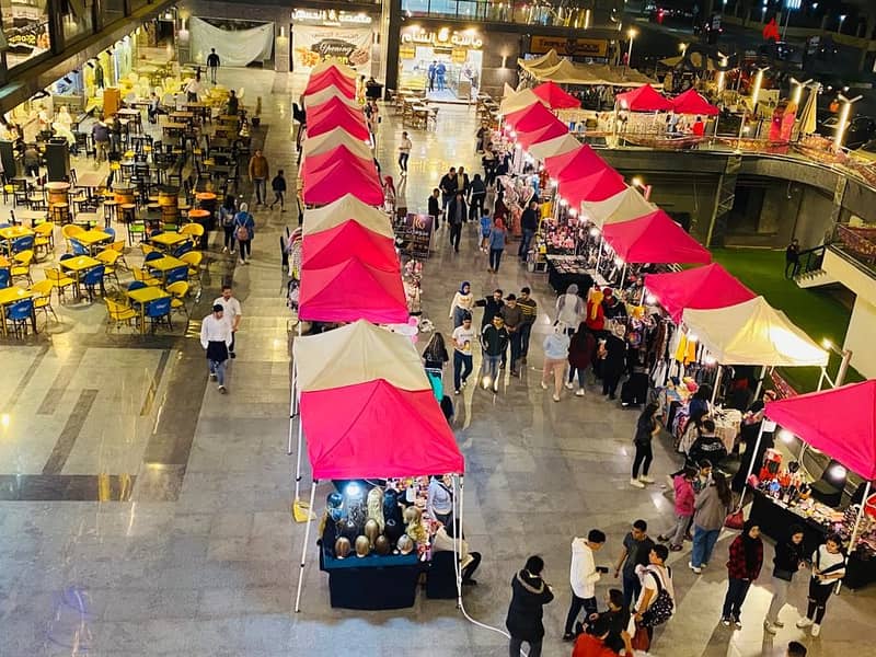 Safe investment: Own a commercial store in Town Center Mall on the front of the mall, the most distinguished location in the mall 23