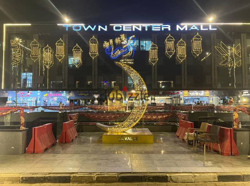 Safe investment: Own a commercial store in Town Center Mall on the front of the mall, the most distinguished location in the mall 32