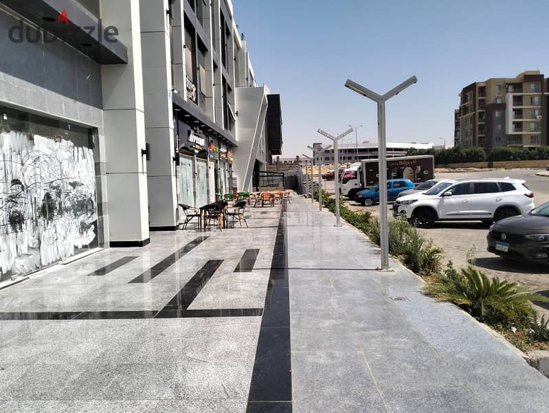 Own your own restaurant or cafe next to Pizza King Restaurant, More In Restaurant, and more than one other brand  In the largest malls in Shorouk, the 26