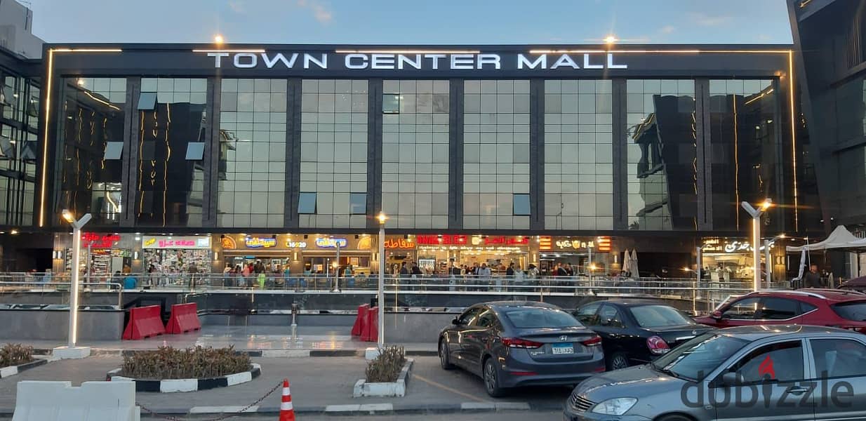 A shop for rent, area of ​​75 square meters, in a prime location in the best malls in Shorouk 8