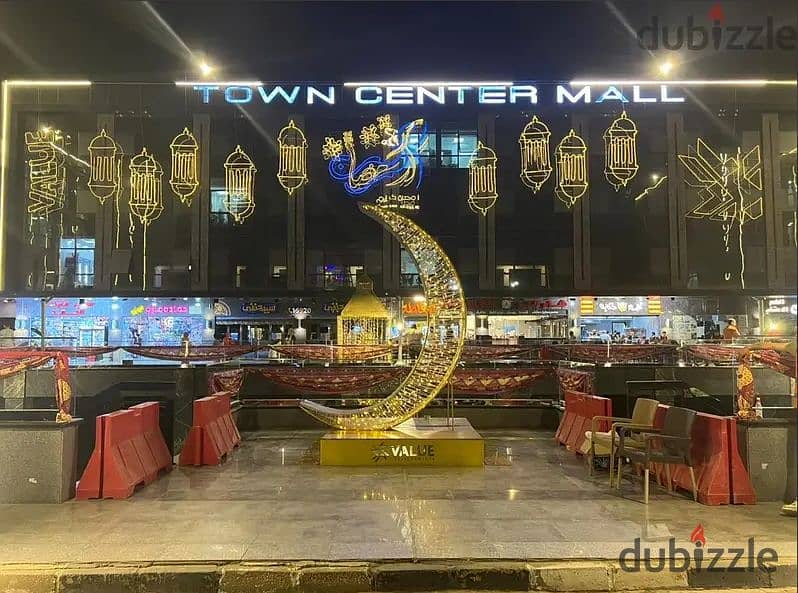 Shop for sale, first floor, immediate delivery, in the most powerful mall in Shorouk City, Town Center, in the midst of high density 3