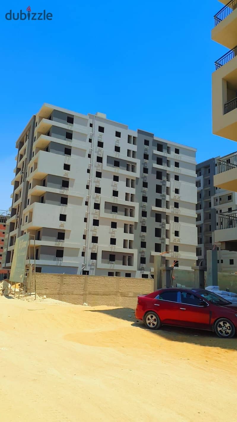 For sale, an apartment of 99.5 square meters at a special price, with payment facilities available, in the new Degla Division, Zahraa El Maadi 0