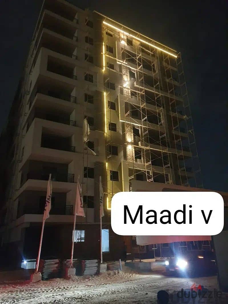 For sale, an apartment of 99.5 square meters at a special price, with payment facilities available, in the new Degla Division, Zahraa El Maadi 12