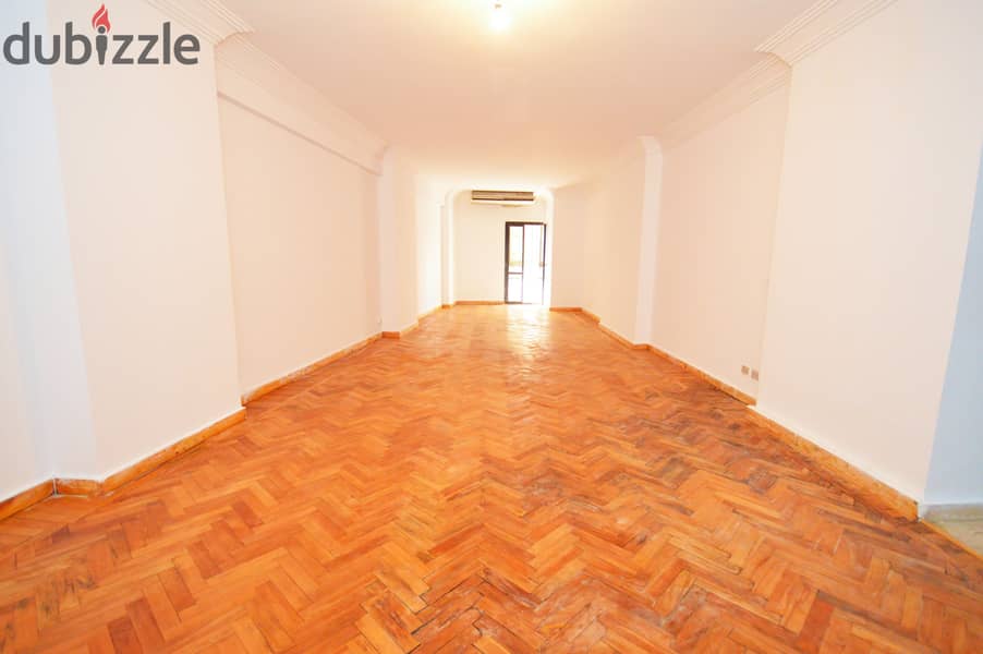 Apartment for sale - Bolkley - area 185 full meters 1