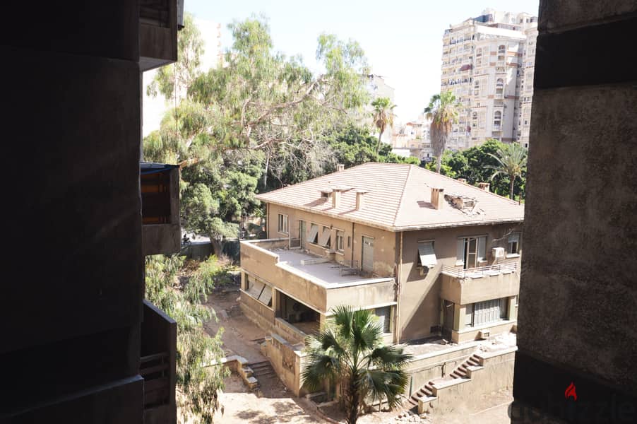 Apartment for sale - Bolkley - area 185 full meters 12