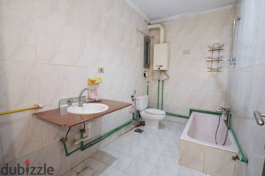 Apartment for sale - Bolkley - area 185 full meters 15