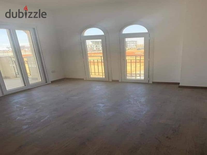 Ground floor duplex with garden for sale in Creek Town Compound, First Settlement, delivery in one year, with installments over 7 years 6