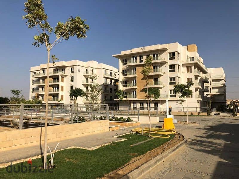 Duplex 240 m with a 122 m garden, immediate delivery in Sheikh Zayed, Mountain View, installments 2