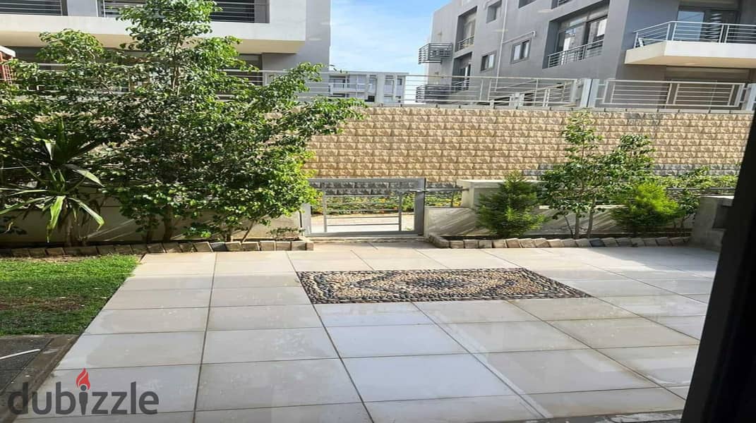 Standalone villa for sale in Taj City Compound on Suez Road, directly in front of the Kempinski Hotel 2