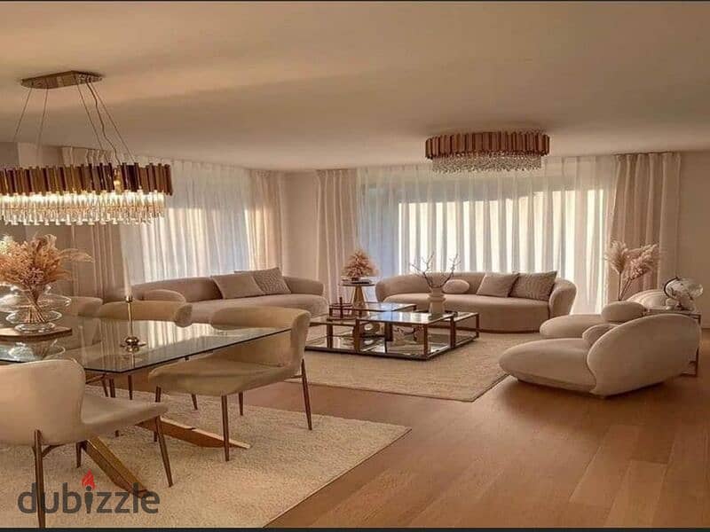 Prime location apartment with a very special division for sale in the most upscale compounds in New Cairo, delivery at the end of the year and in inst 6