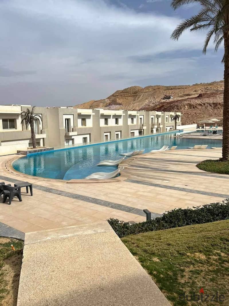 Fully finished chalet with a direct view of the sea, the most luxurious resort in Ain Sokhna, The Groove Resort 10