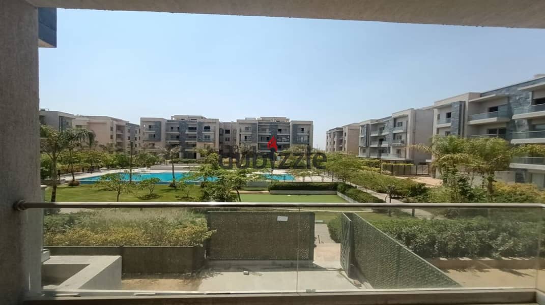 For sale, a 3-bedroom apartment, immediate delivery, next to the American University AUC, in Galleria, New Cairo 0