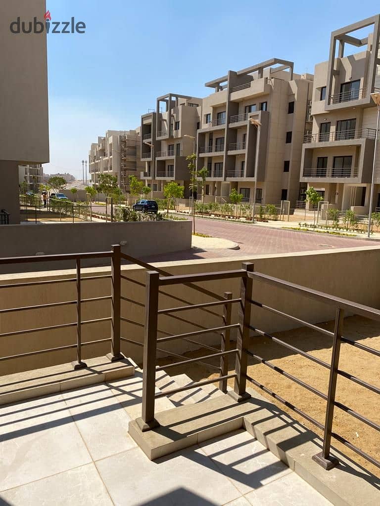 Apartment 146. M with garden 80. M in Fifth Square Al Marasem fully finished for sale with AC'S and Kitchen under market price 1