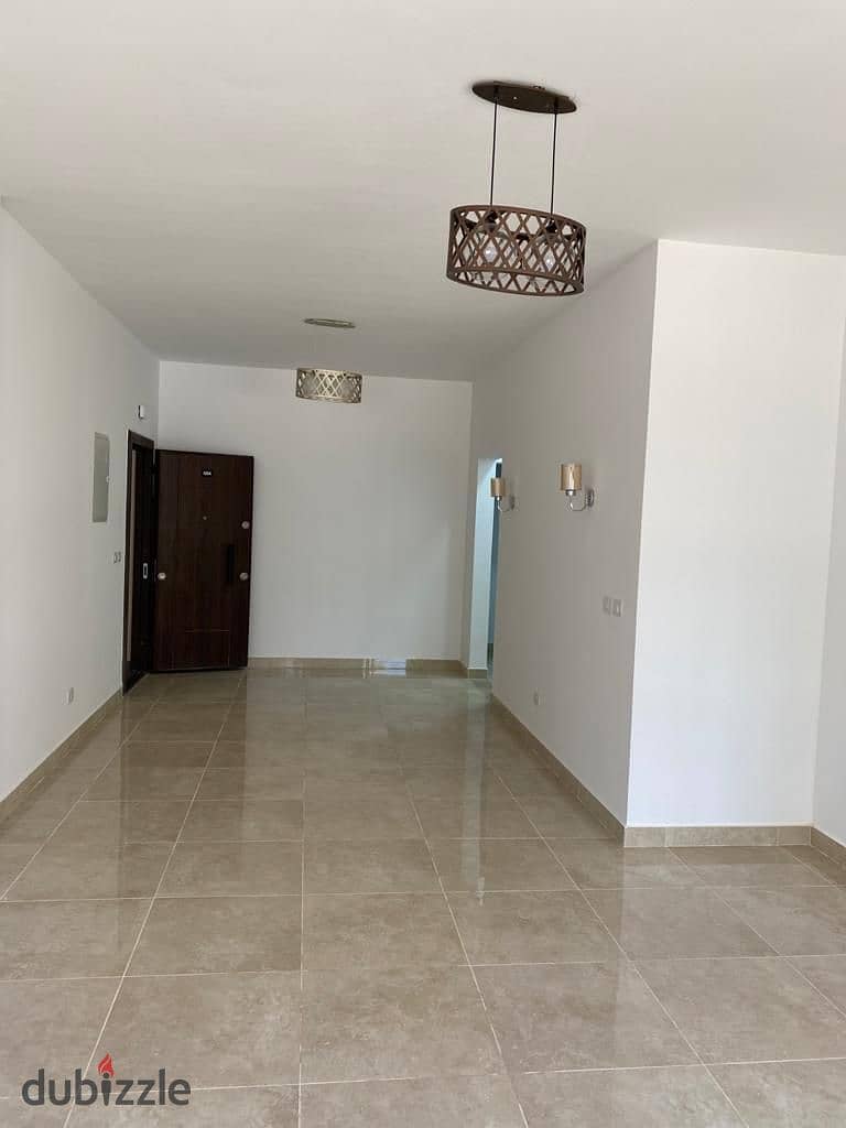 Apartment 146. M with garden 80. M in Fifth Square Al Marasem fully finished for sale with AC'S and Kitchen under market price 2