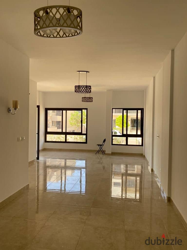 Apartment 146. M with garden 80. M in Fifth Square Al Marasem fully finished for sale with AC'S and Kitchen under market price 3