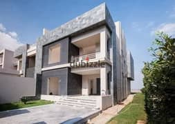 The last villa in Karma Gates Compound, resale in the heart of Sheikh Zayed 0