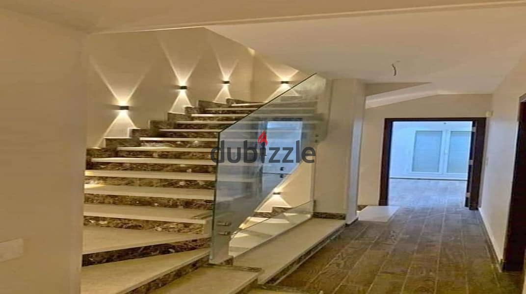 Penthouse for sale with immediate receipt in Sun Capital, Pool View, in installments 4