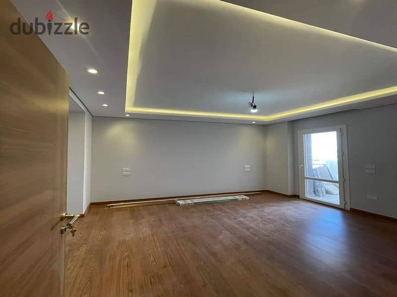 Distinctive apartment for sale in Creek Town Compound in the heart of New Cairo 8