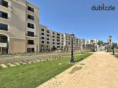 شقة بجاردن للبيع في كمبوند فيلدج ويست الشيخ زايد   Village West Sheikh Zayed Compound 0