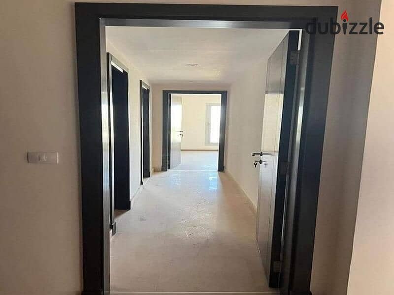 Penthouse with roof open view for sale in Haptown compound El motakbal city 3