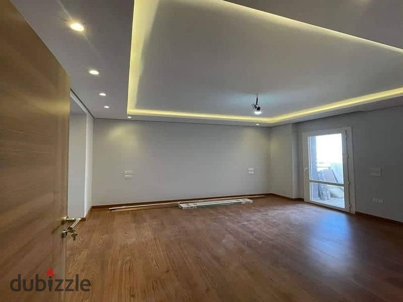 Apartment with garden for sale in creek town compound directly on suez road 3