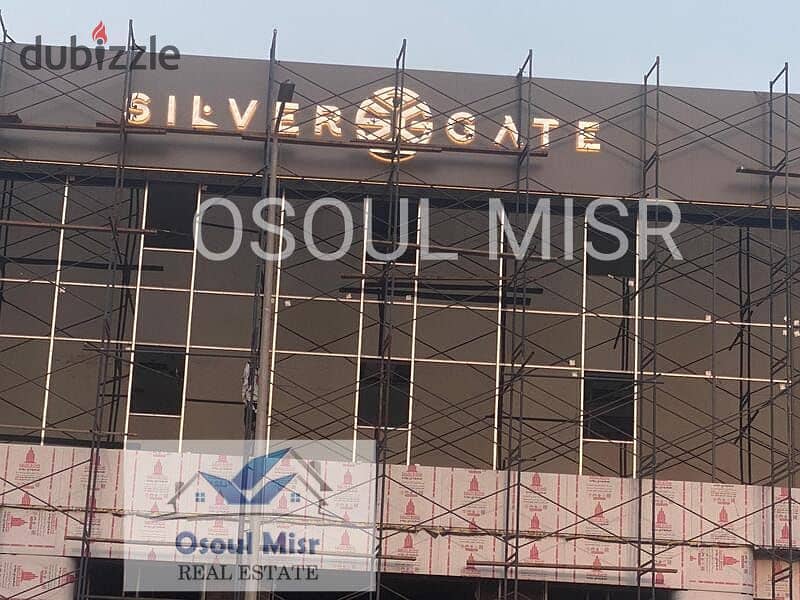 محل للايجار فى مول Silver Gate نصف تشطيب موقع مميز 13