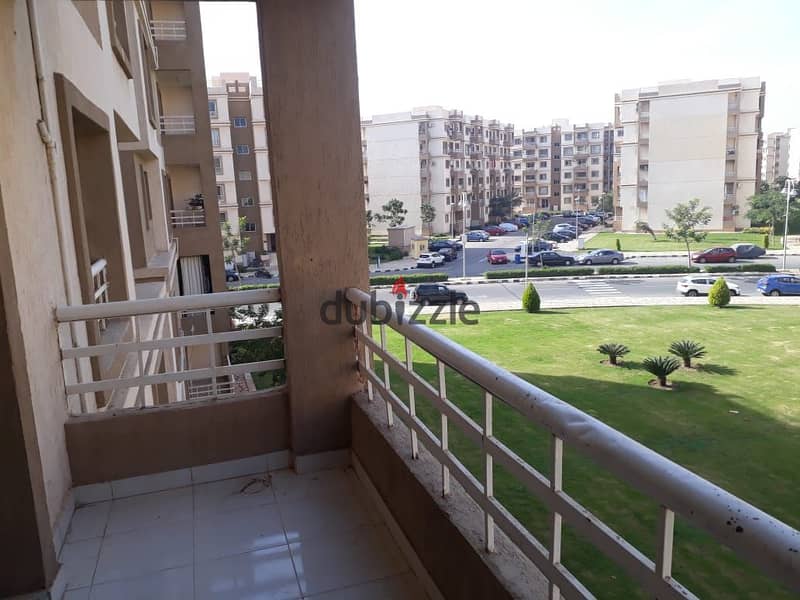 Apartment for rent in madinaty at phase B6 close to service 9